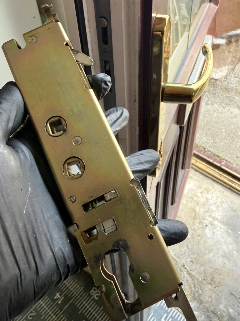 Worn Yale G2000 multipoint lock gearbox removed from uPVC door in Dudley near Cramlington NE23 showing failed internal mechanism and misalignment damage