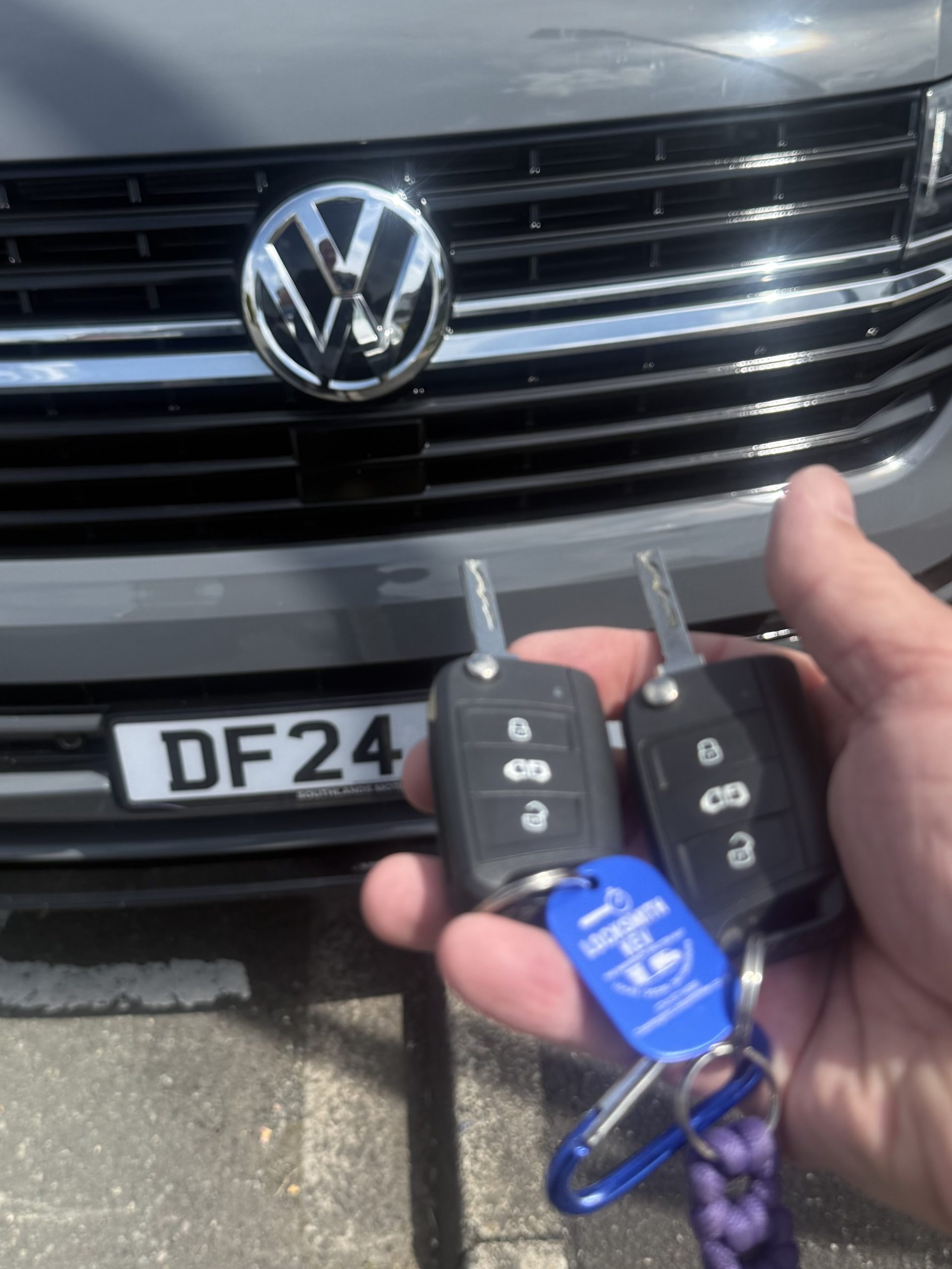 Two Volkswagen Transporter T6 keys after a lost key was removed and a new genuine VW key programmed using ODIS and GEKO